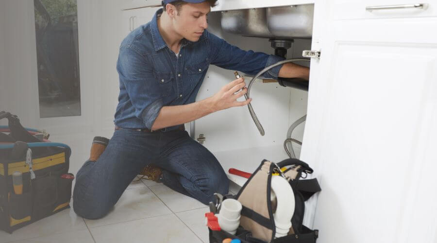 Professional same day plumber in Holliday, TX